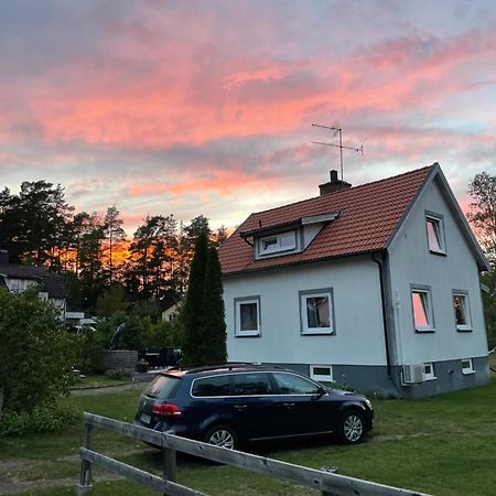 Villa Movaegen Family Friendly Free Wifi Lake Nearby Morlunda 外观 照片